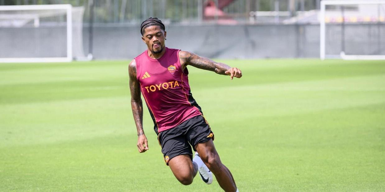 华体会体育-罗体：利昂-贝利疑似右腿股直肌肌腱撕裂，至少伤缺一个月