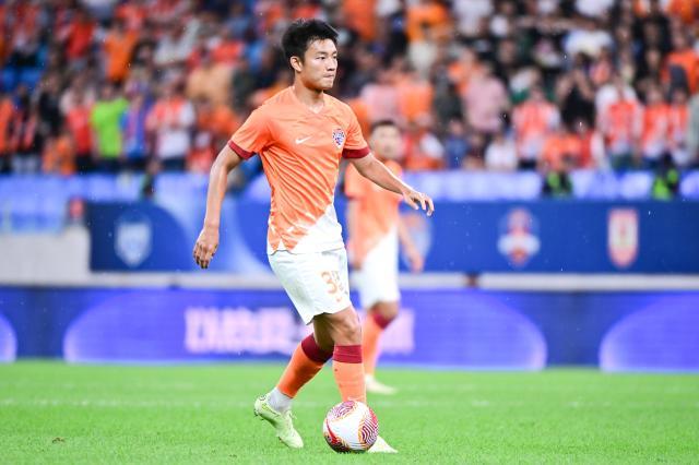 专访海牛中场大将钟晋宝：感谢在青岛两年的经历